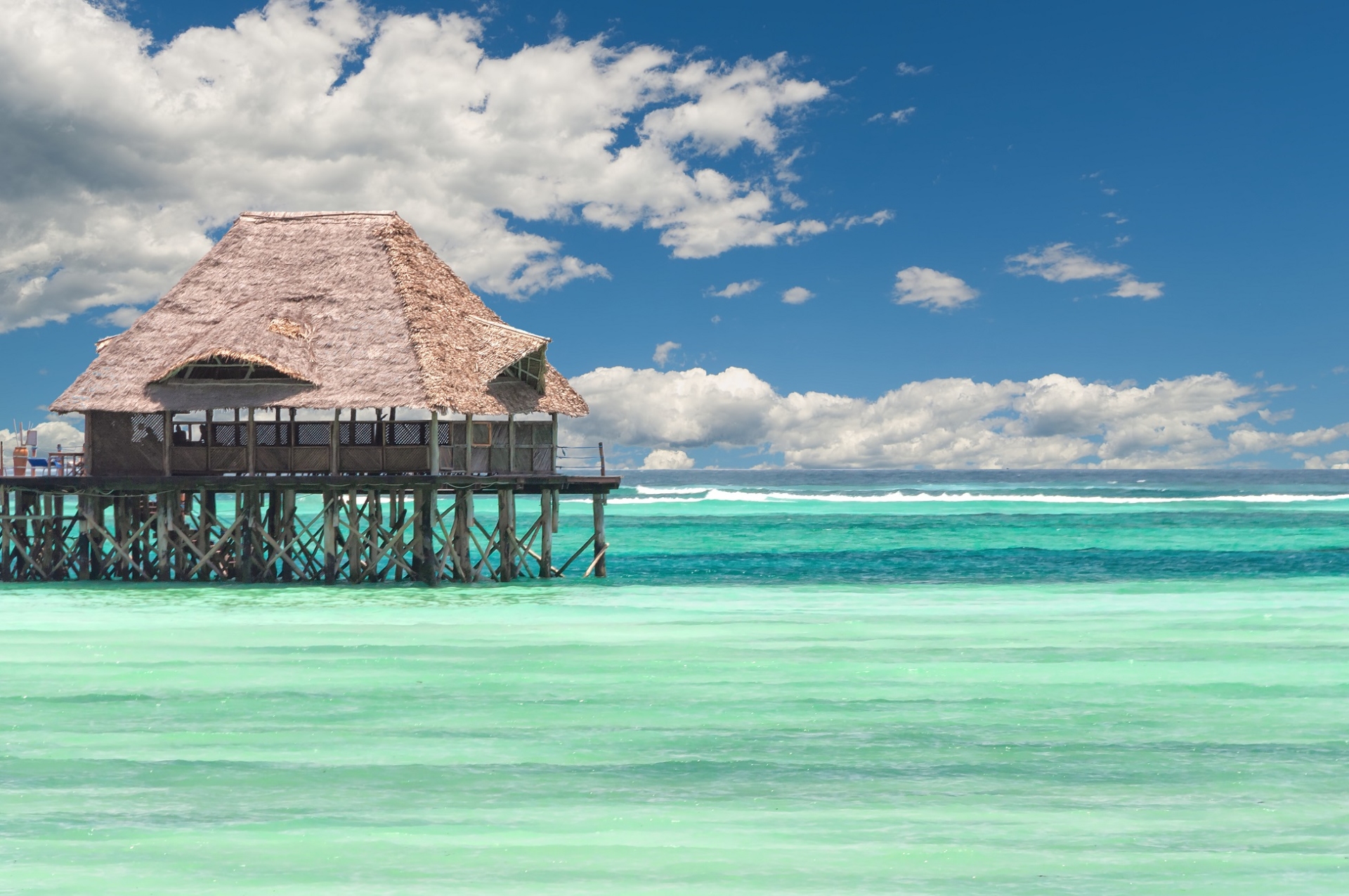 eau turquoise zanzibar